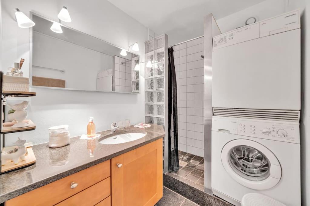 La Prom - A Two Bedroom Apartment With A Sea View 니스 외부 사진