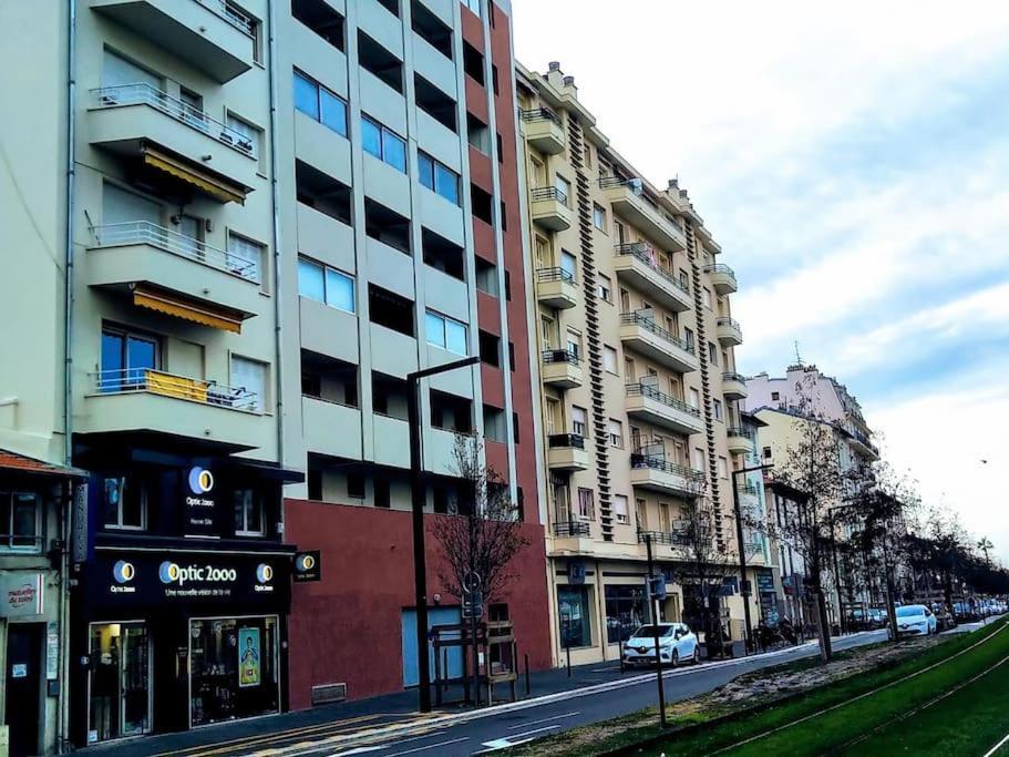 La Prom - A Two Bedroom Apartment With A Sea View 니스 외부 사진