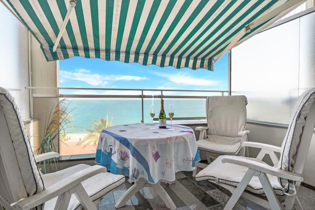 La Prom - A Two Bedroom Apartment With A Sea View 니스 외부 사진